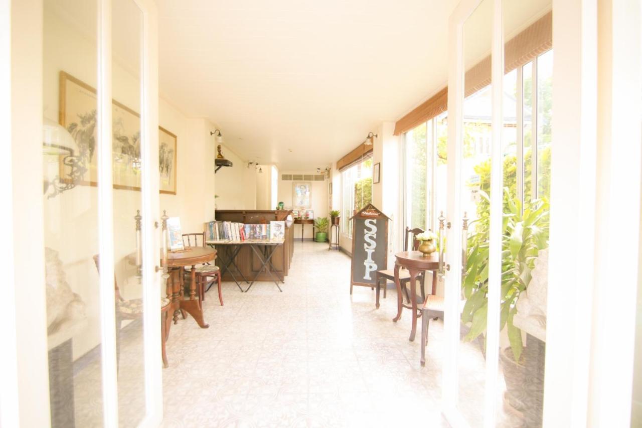 Ssip Boutique Dhevej Bangkok (Adults Only) Hotel Exterior foto